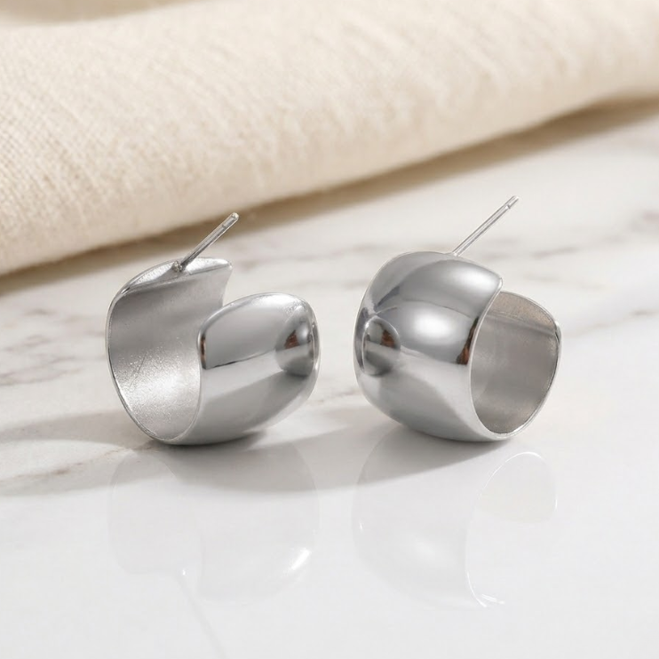 Aveline Sculpted Dome Earrings