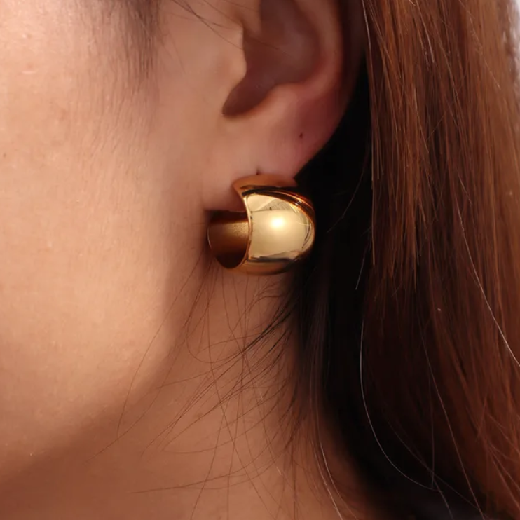 Aveline Sculpted Dome Earrings