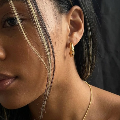 Celestia Pavé Curve Hoops