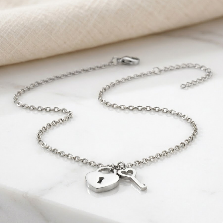 Clé d’Amour Lock & Key Necklace