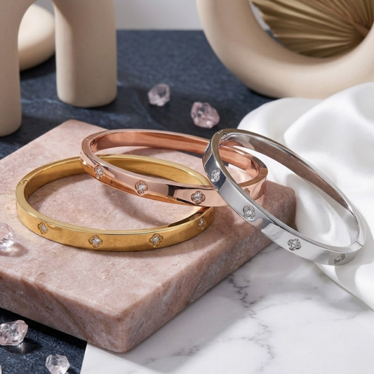 Elowen Clover Bangle