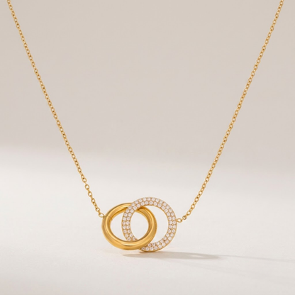 Eterna Link Circle Necklace