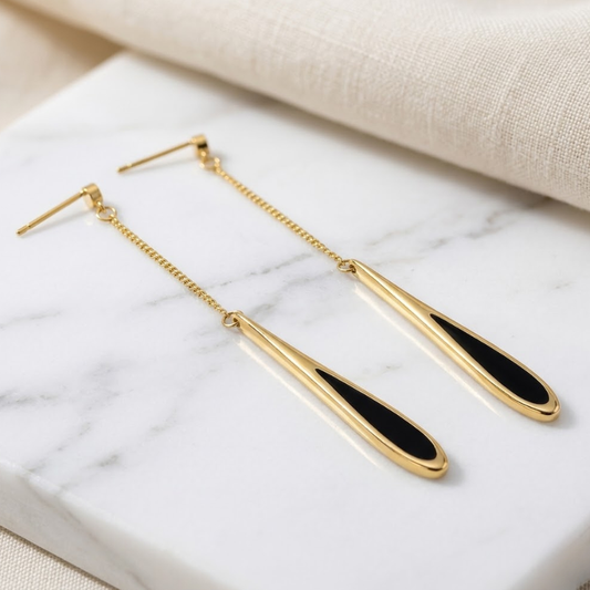 Noiréa Drop Earrings