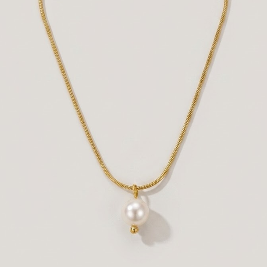 Seraphine Pearl Pendant Necklace