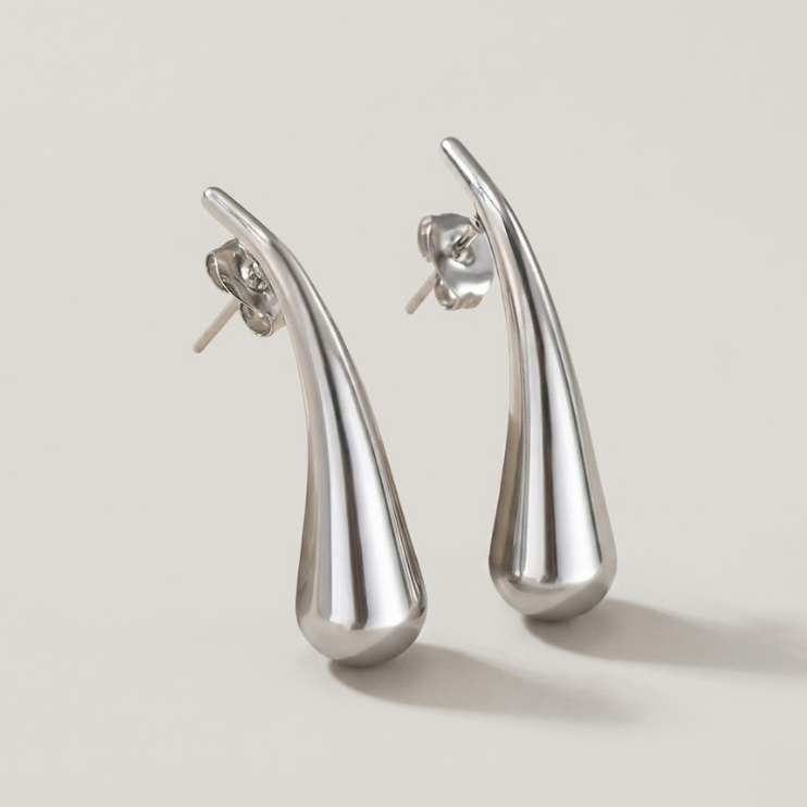 Solenne Sculpted Drop Earrings